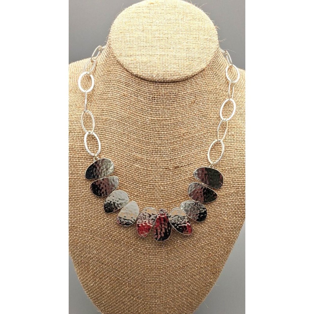 Shiny Hammered Silver Tone Choker Necklace Magnetic Clasp